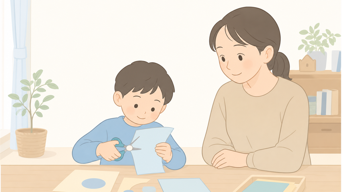 はさみの刃のシールを見ながら紙を切る子どものイラスト
